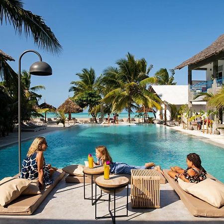 Casa Beach Hotel "Casa Del Mar" Джамбиани Экстерьер фото