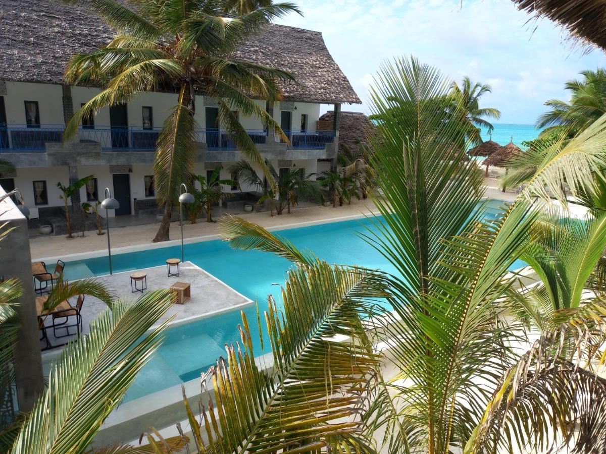 Casa Beach Hotel "Casa Del Mar" Джамбиани Экстерьер фото