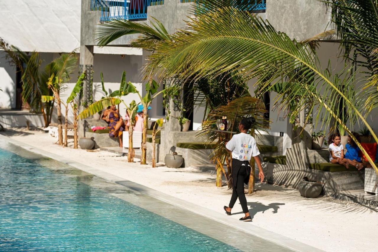 Casa Beach Hotel "Casa Del Mar" Джамбиани Экстерьер фото